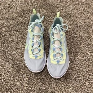 Nike Women’s Sneakers